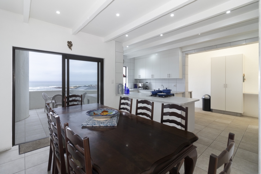 6 Bedroom Property for Sale in West Beach Eastern Cape